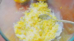 Citroenschil mengen met zuiveringszout: waar het goed voor is en waarom je het zou doen